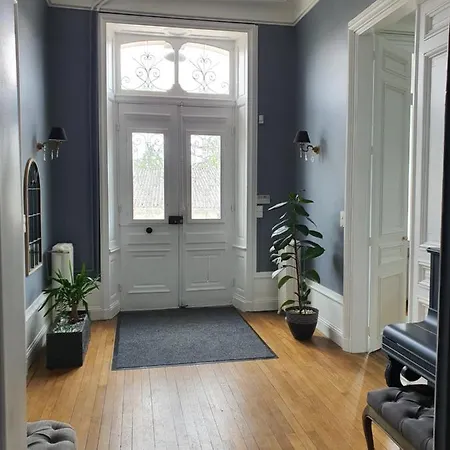 Les 5 Escales 3* 帕塞内