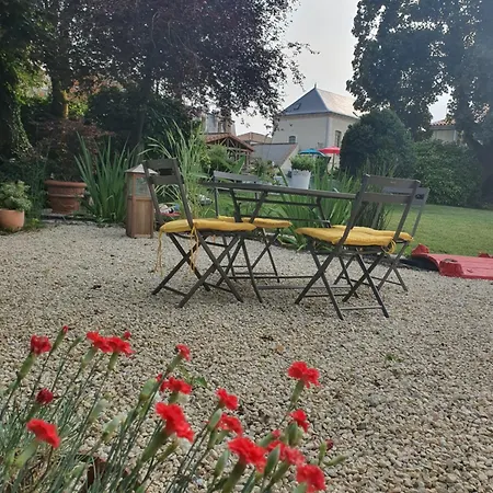 Les 5 Escales 住宿加早餐酒店