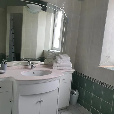 Les 5 Escales 住宿加早餐酒店