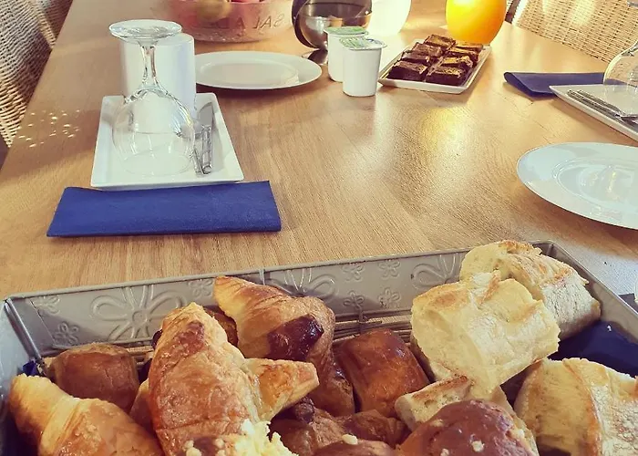 Les 5 Escales 3* Parthenay