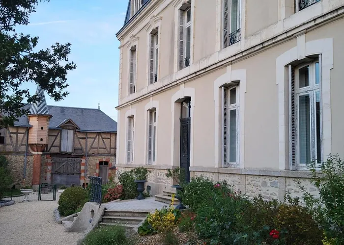 Les 5 Escales Frühstückspension 3*